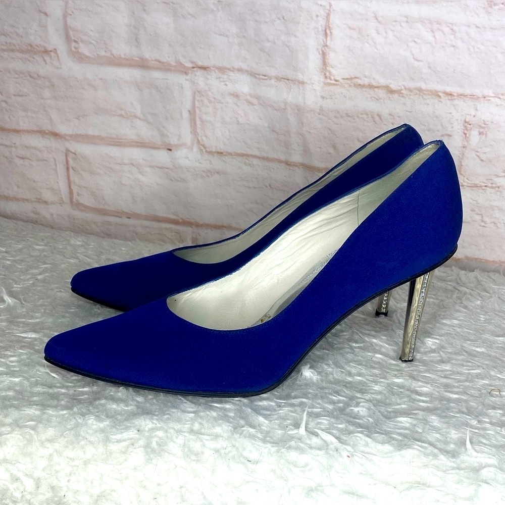Stuart Weitzman Pointed Toe Heels Size 10 - image 2